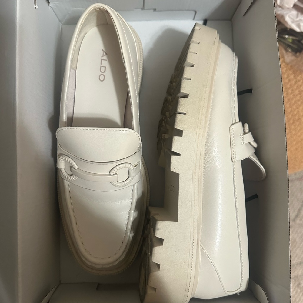 Aldo Women's Off-White Loafers (as seen on Selena Gomez)